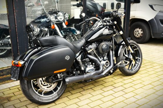HARLEY DAVIDSON SPORT GLIDE – Image 3