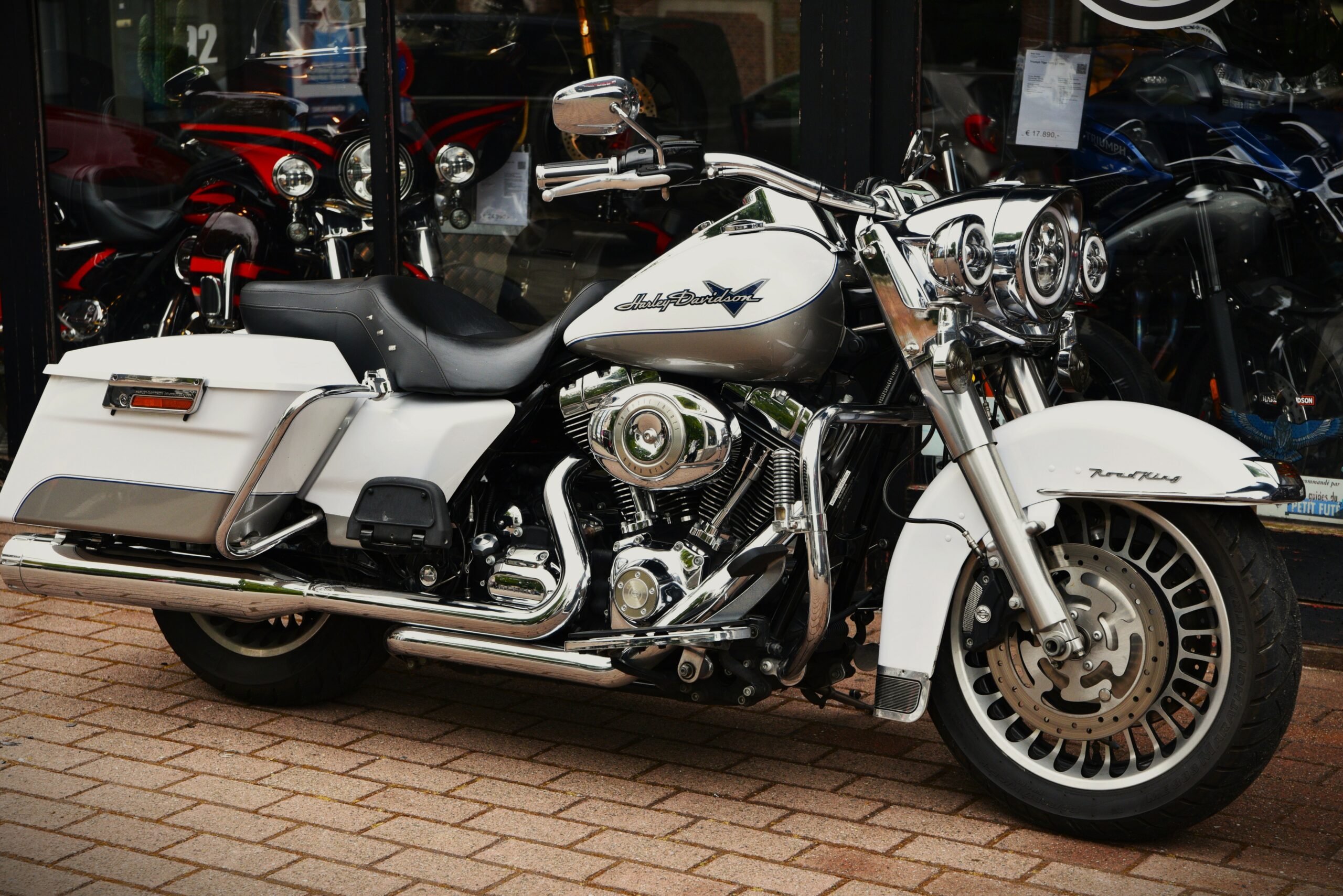 HARLEY DAVIDSON ROAD KING