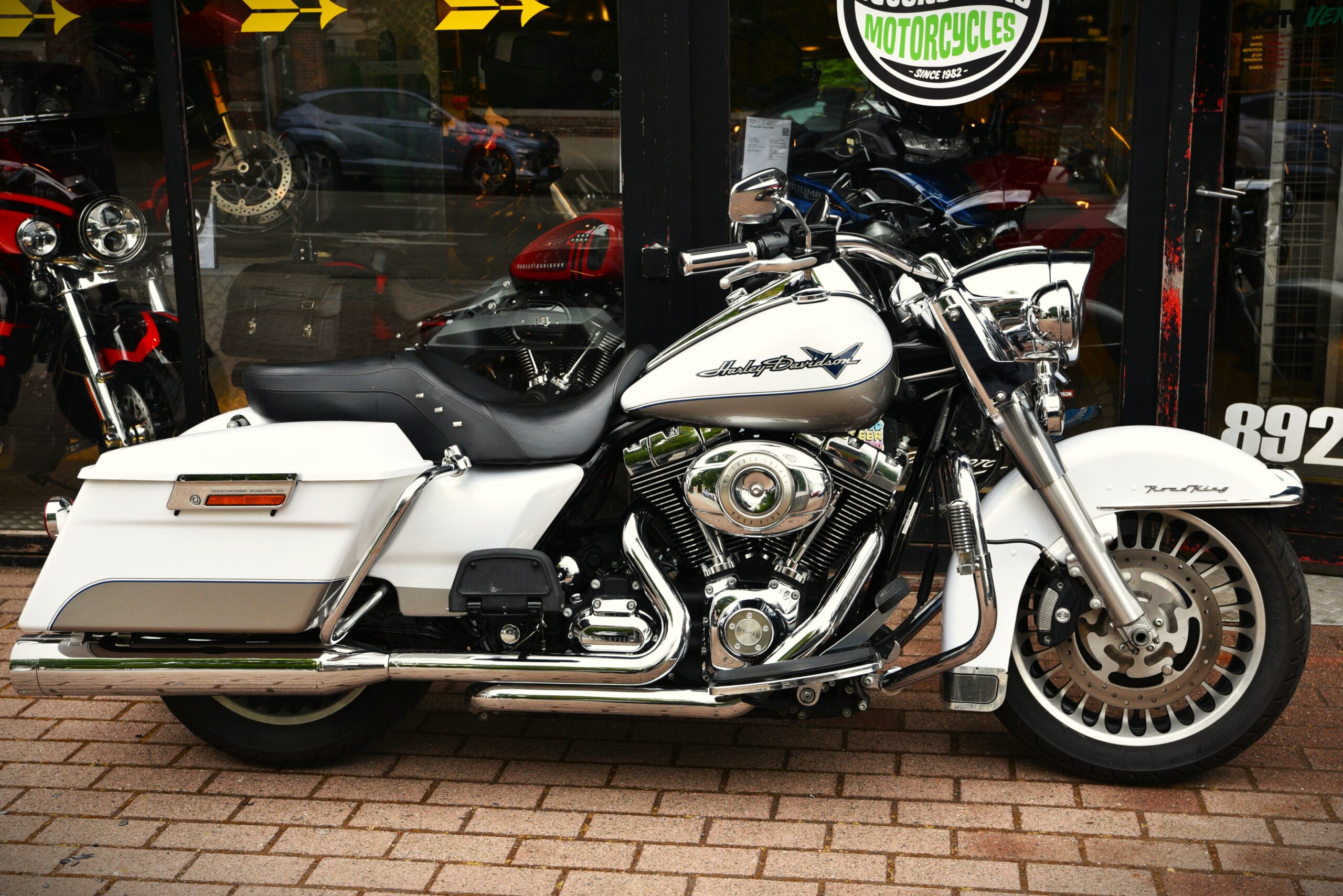 HARLEY DAVIDSON ROAD KING – Image 2