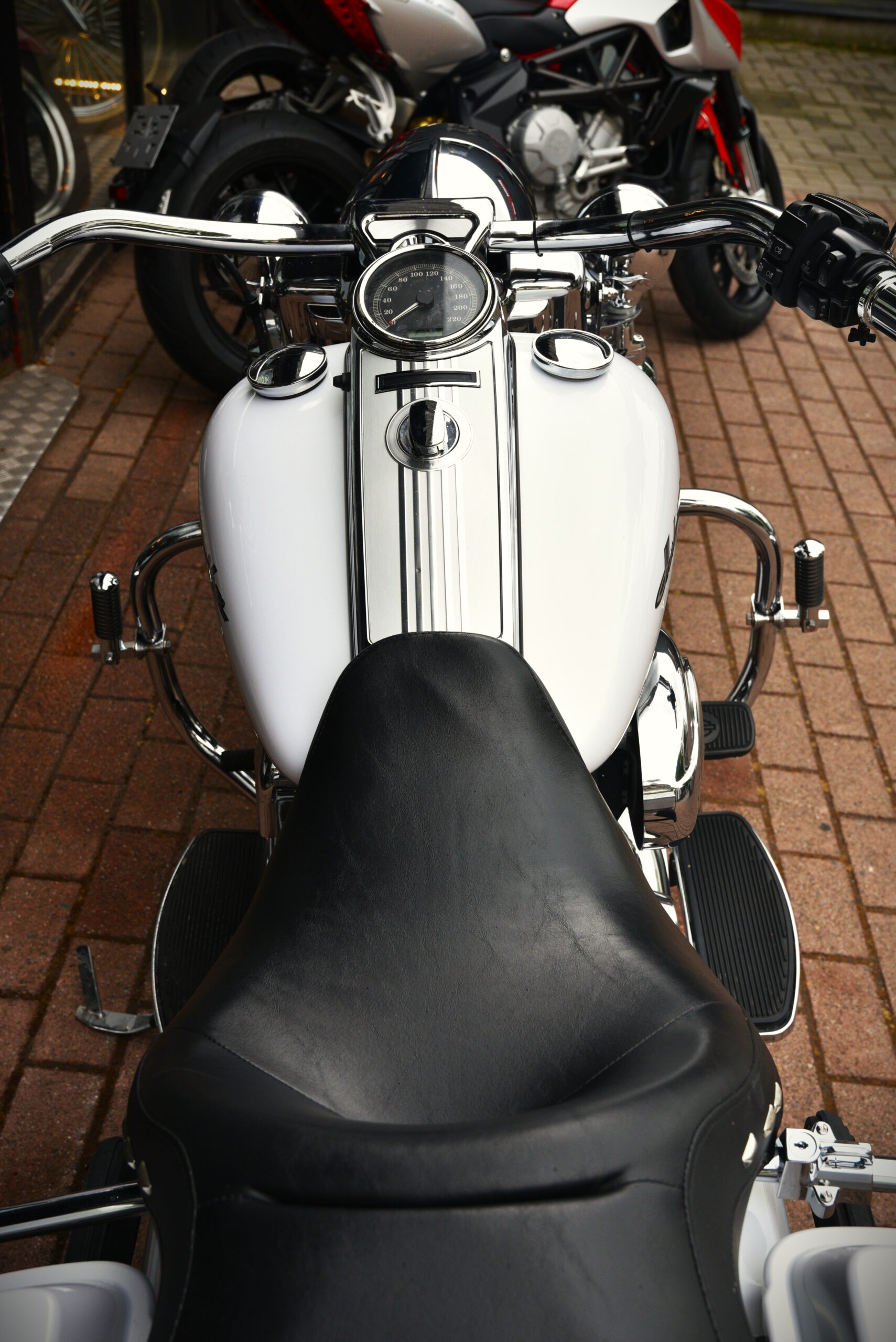 HARLEY DAVIDSON ROAD KING – Image 7