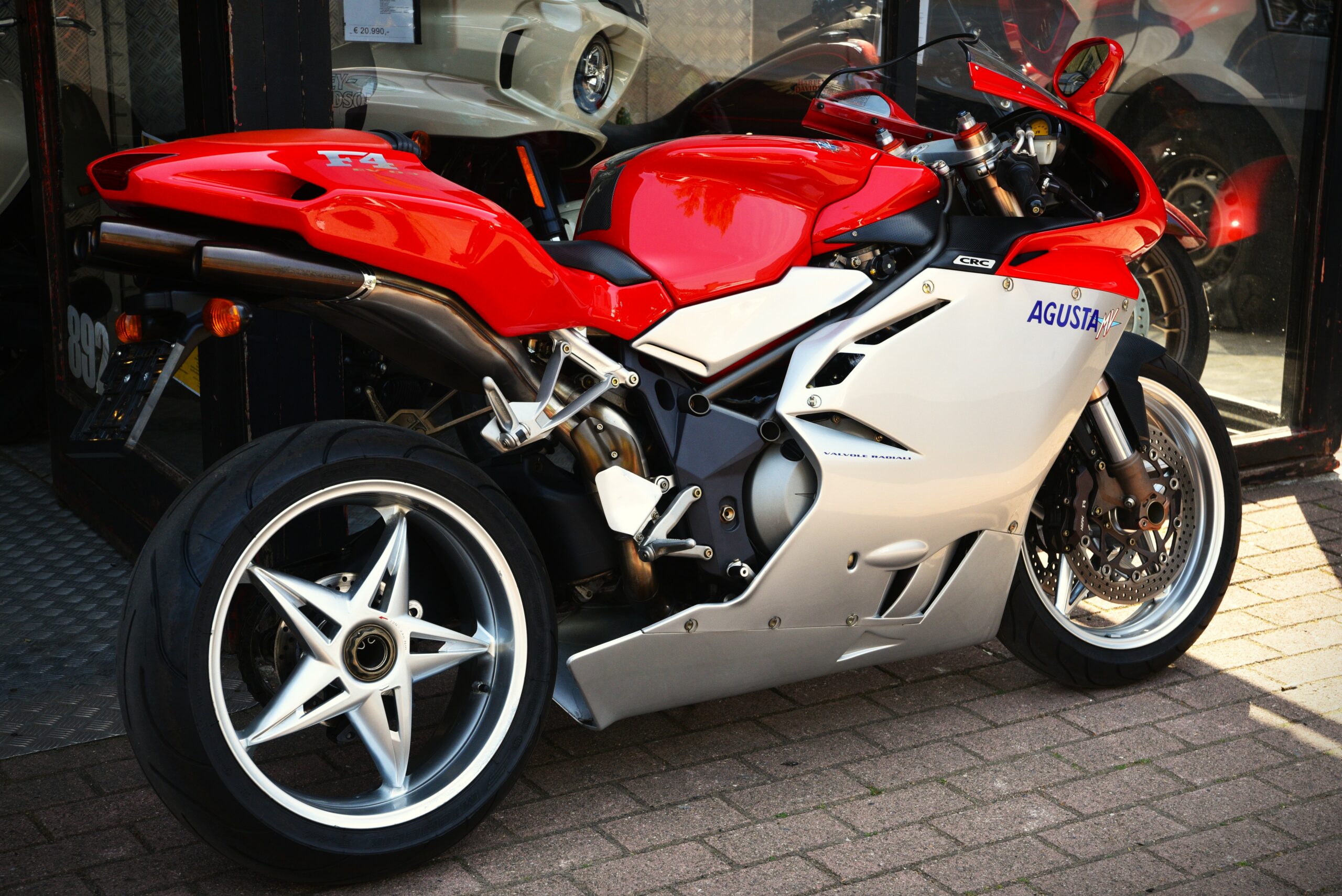 MV AGUSTA F4 1+1 EVO3 – Image 3