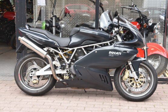 DUCATI SUPERSPORT 900 – Image 2