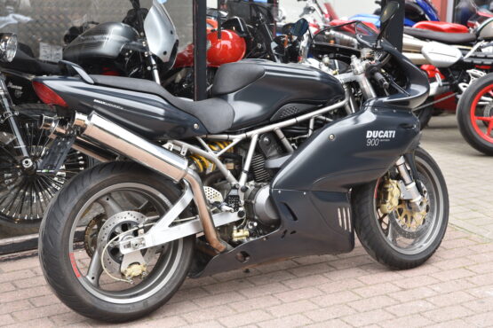 DUCATI SUPERSPORT 900 – Image 3