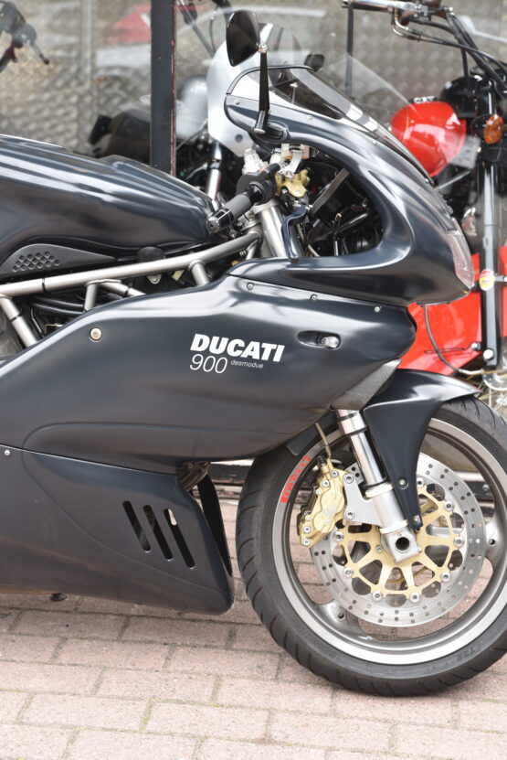 DUCATI SUPERSPORT 900 – Image 4