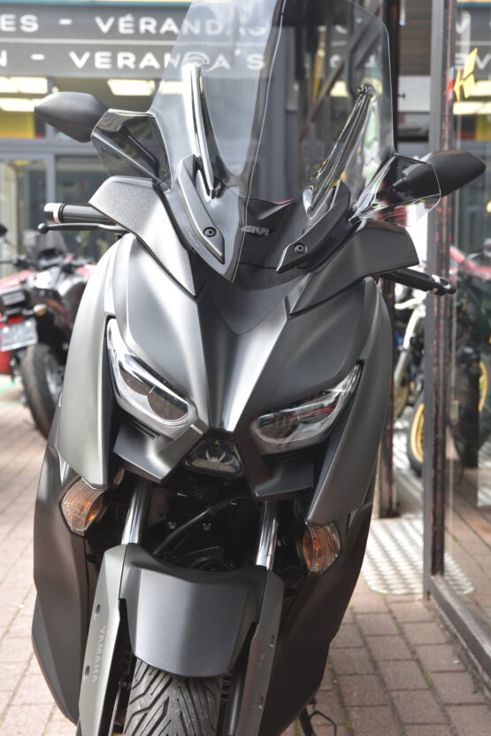 YAMAHA XMAX 300 TECH MAX – Image 6