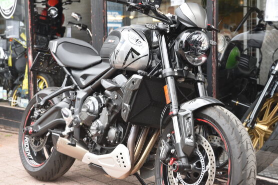 TRIUMPH TRIDENT 660 – Image 5