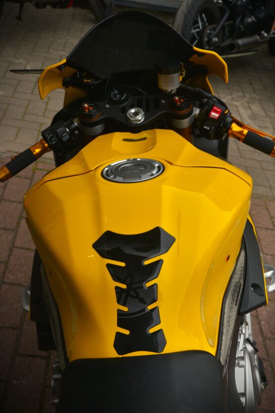 YAMAHA R1 60TH ANNIVERSARY – Image 7