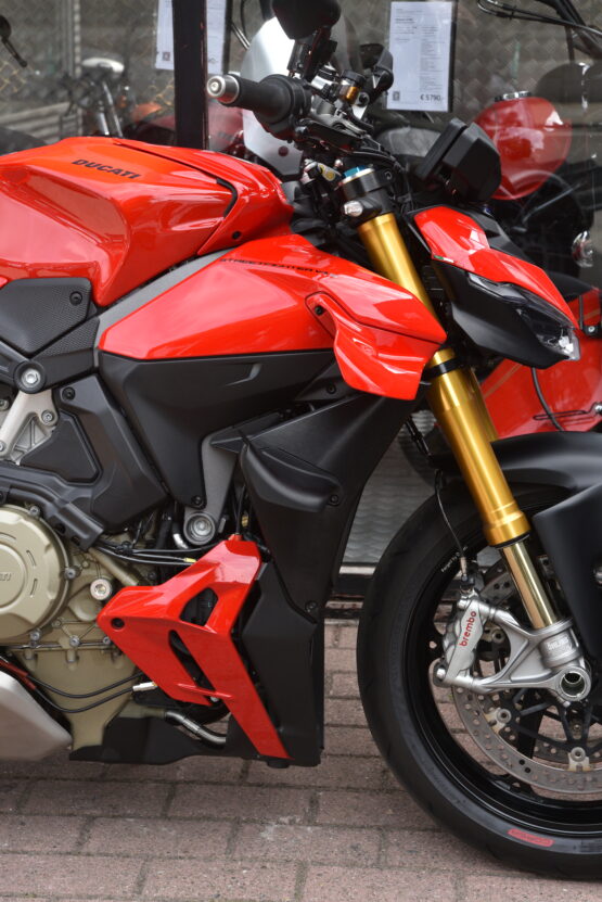 DUCATI STREETFIGHTER V4S 2025 (TVAC) – Image 4