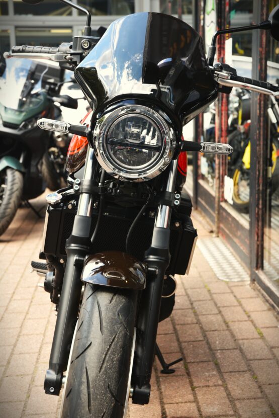 KAWASAKI Z 650 RS – Image 6