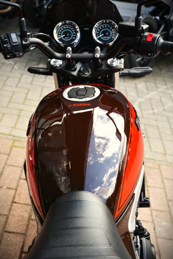 KAWASAKI Z 650 RS – Image 7