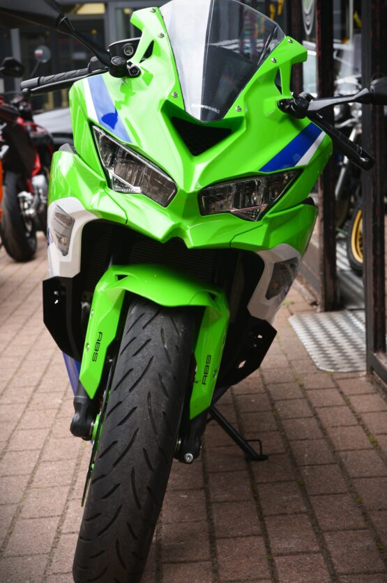 KAWASAKI ninja ZX-4RR – Image 6