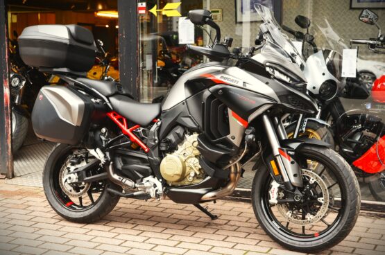 DUCATI MULTISTRADA V4S GRAND TOUR