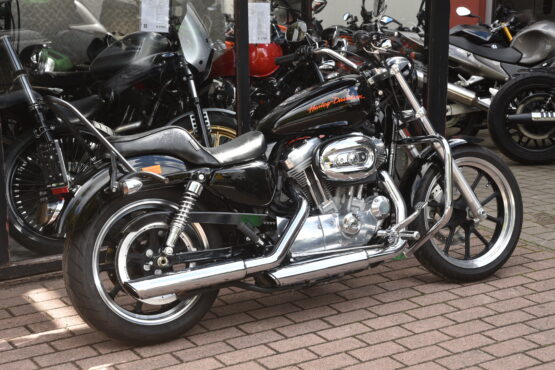 HARLEY DAVIDSON 883 SUPERLOW – Image 3