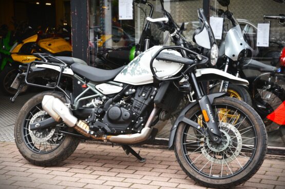 ROYAL ENFIELD HIMALAYAN 450 KAMET WHITE