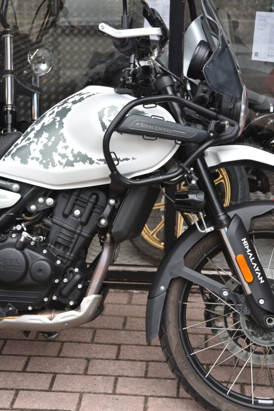 ROYAL ENFIELD HIMALAYAN 450 KAMET WHITE – Image 4