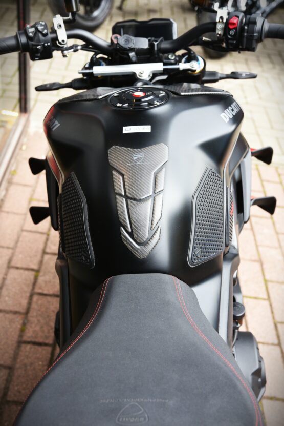 DUCATI STREETFIGHTER V4S – Image 7