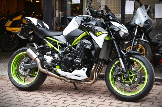 KAWASAKI Z 900