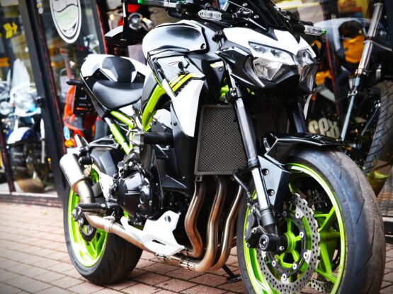 KAWASAKI Z 900 – Image 5