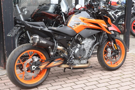 KTM 790 DUKE – Image 3