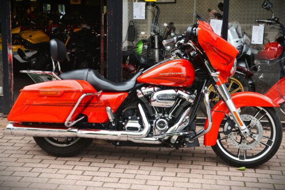 HARLEY DAVIDSON 107 STREET GLIDE SPECIAL – Image 2