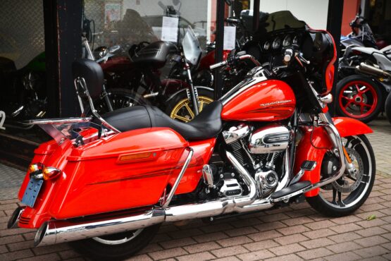 HARLEY DAVIDSON 107 STREET GLIDE SPECIAL – Image 3