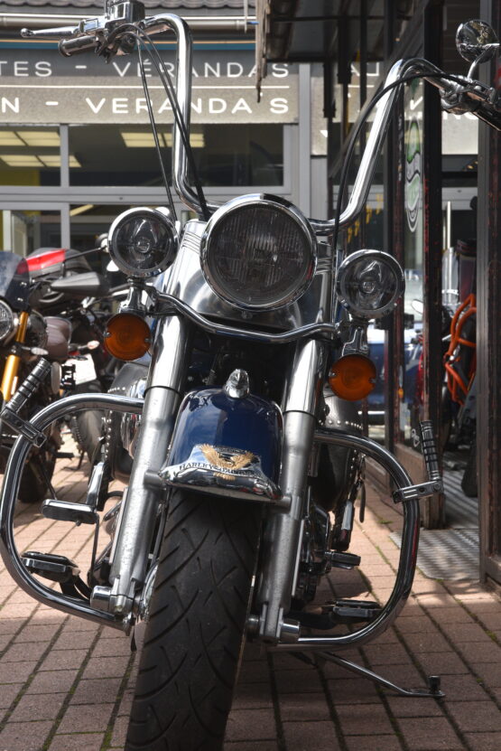 HARLEY DAVIDSON SOFTAIL HERITAGE CLASSIC – Image 6