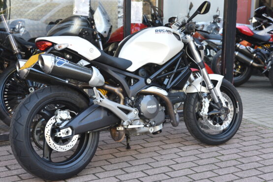 DUCATI MONSTER 696 – Image 3