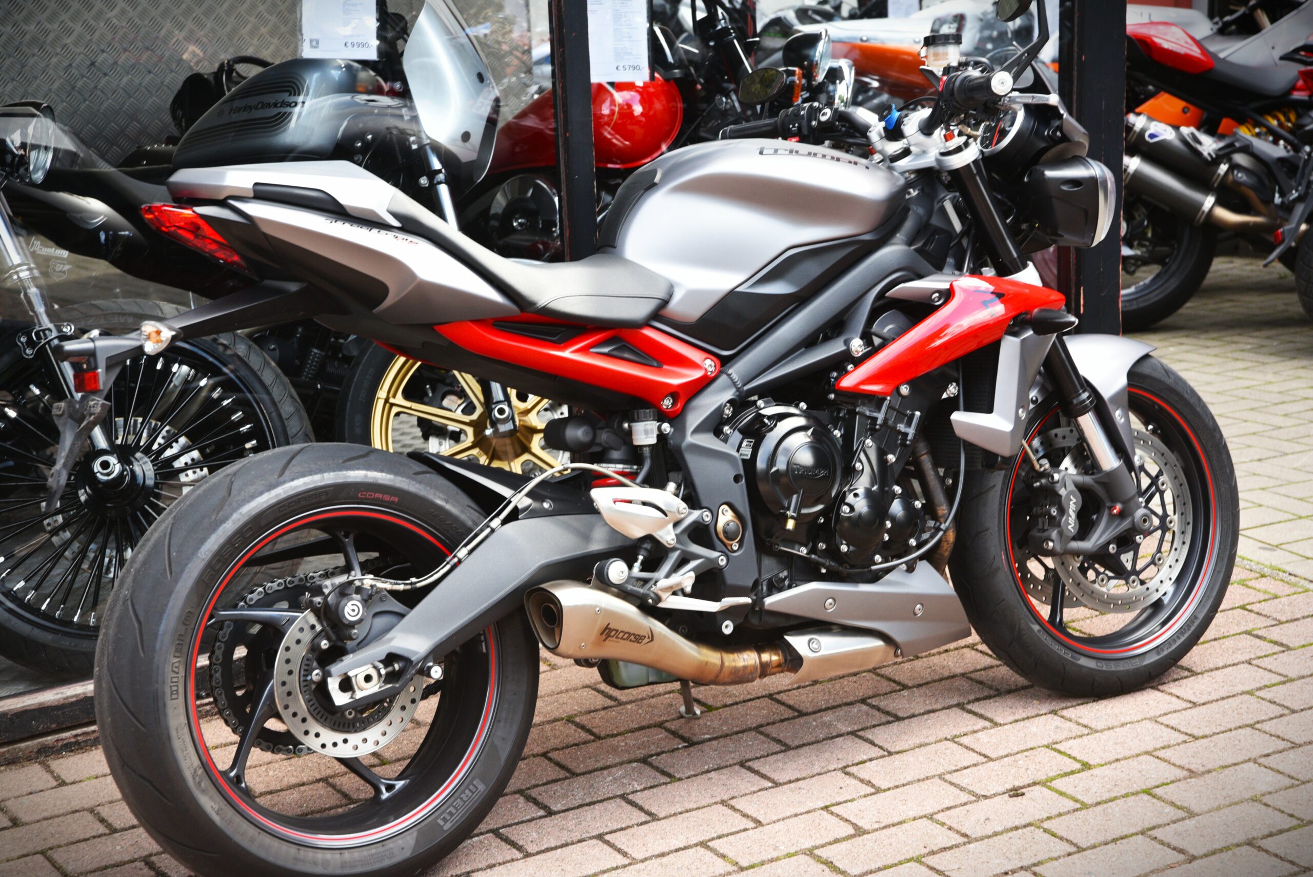 TRIUMPH STREET TRIPLE R – Image 3