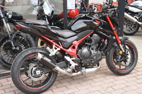 HONDA CB 750 HORNET – Image 3