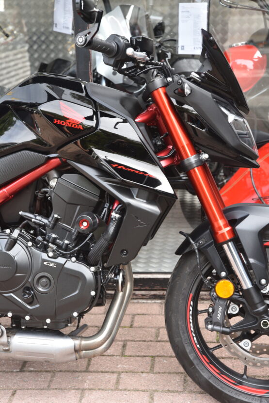 HONDA CB 750 HORNET – Image 4