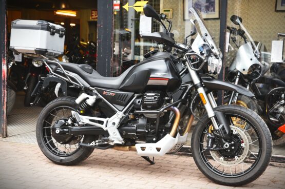 MOTO GUZZI V 85 TT (TVAC)