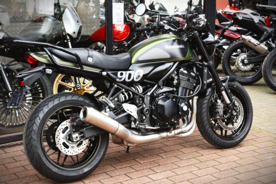KAWASAKI Z 900 RS – Image 3