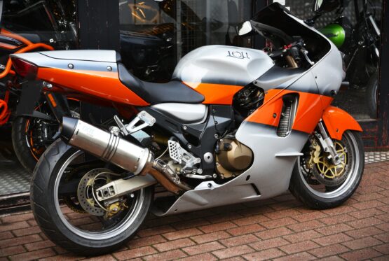KAWASAKI NINJA ZX-12R – Image 3