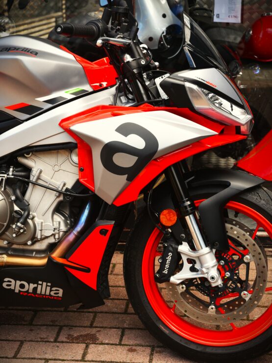 APRILIA TUONO 660 – Image 4