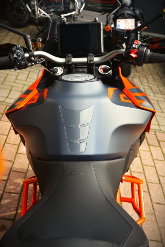 KTM 1290 SUPER DUKE GT – Image 7
