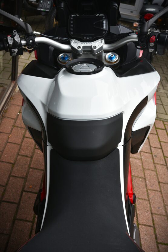 DUCATI MULTISTRADA 1260 PIKES PEAK – Image 7