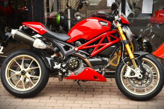 DUCATI MONSTER 1100 S ABS – Image 2