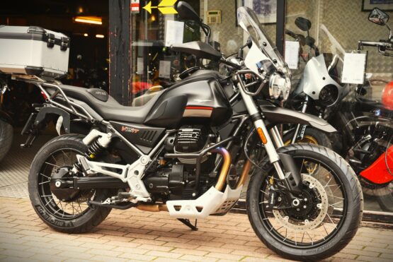 MOTO GUZZI V85 TT