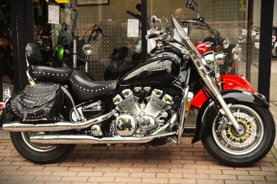 YAMAHA 1300 ROYAL STAR – Image 2