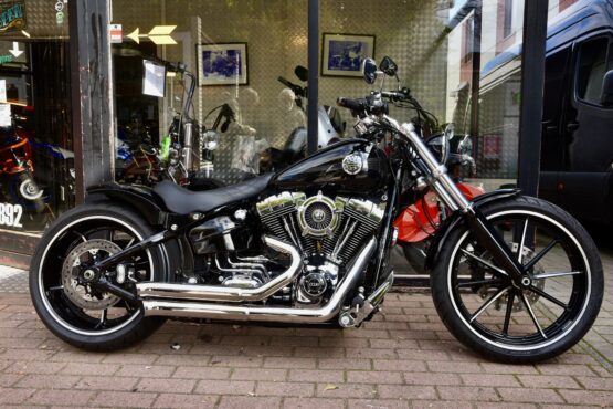 HARLEY DAVIDSON Breakout 103 – Image 2