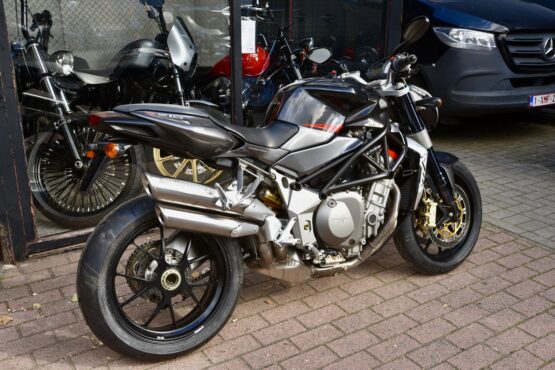MV AGUSTA BRUTALE 910 R – Image 3
