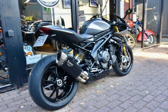 Triumph SpeedTriple 1200 RR Breitling 205/270 – Image 3