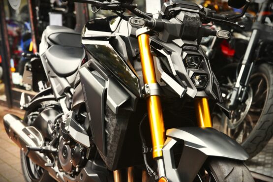 SUZUKI GSX-S 1000 – Image 5