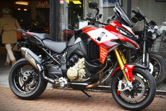 DUCATI MULTISTRADA V4 PIKES PEAK