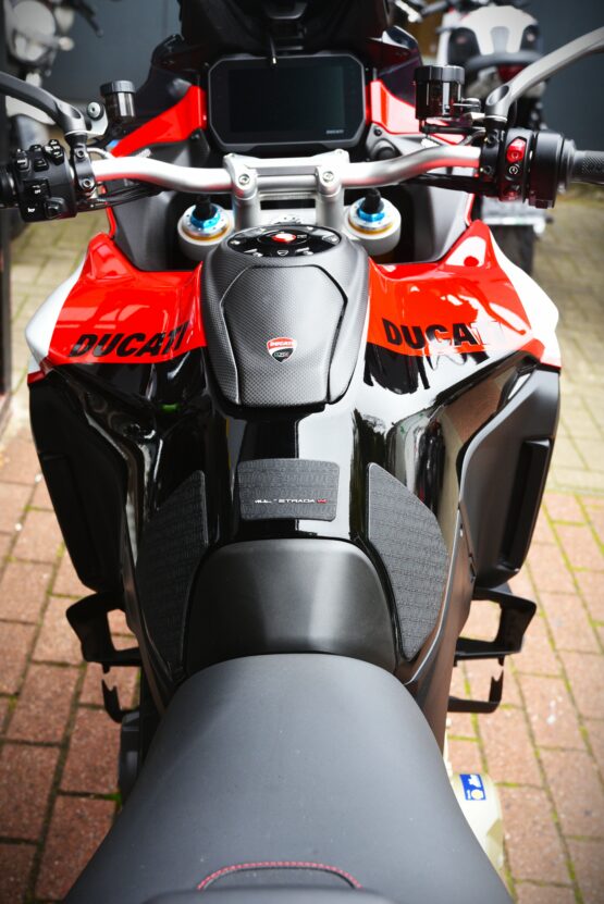 DUCATI MULTISTRADA V4 PIKES PEAK – Image 7