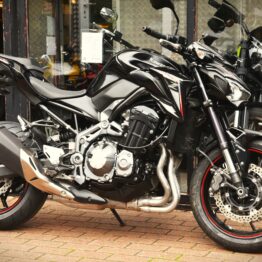 KAWASAKI Z 900