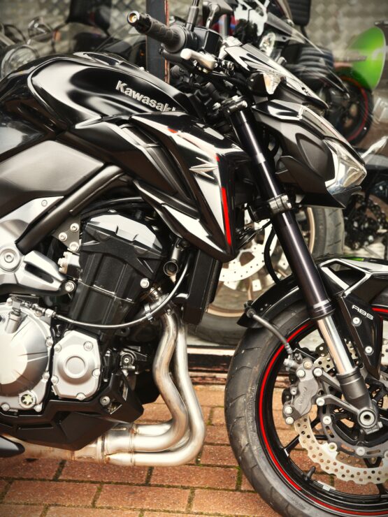 KAWASAKI Z 900 – Image 4