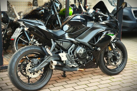 KAWASAKI NINJA 650 – Image 3
