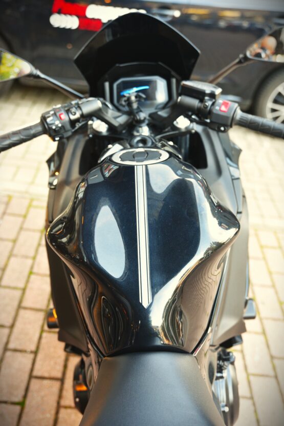 KAWASAKI NINJA 650 – Image 7