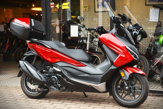 HONDA FORZA 350